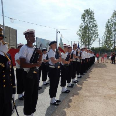 Samedi 27 juin remise des diplômes de la Préparation  Militaire Marine à la Confluence .